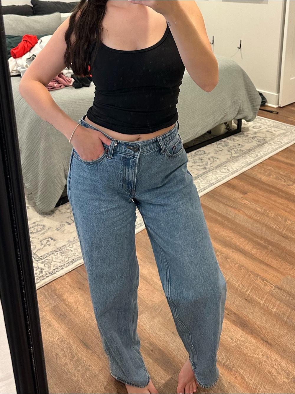 Abercrombie & Fitch Low Rise Ultra Loose Jeans